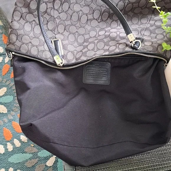 Coach F36220 Kelsey Black Leather Trim w Gray "C" Signature Shoulder - Picture 10 of 12